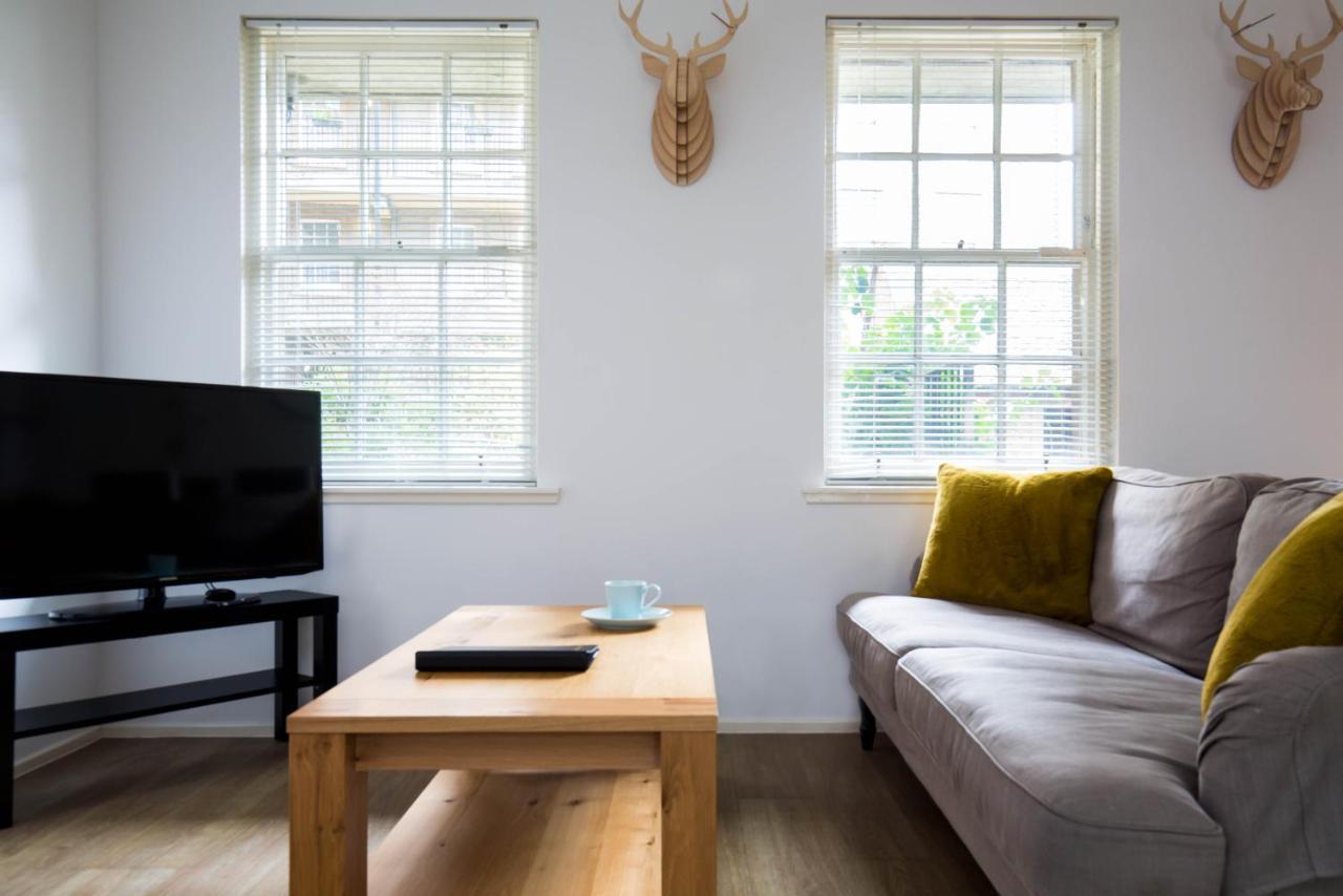 אדינבורו Modern Grassmarket Apartment מראה חיצוני תמונה