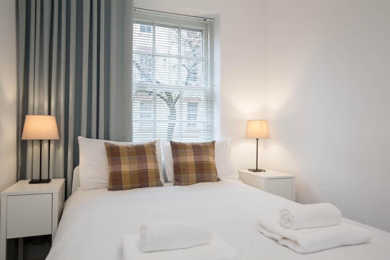 אדינבורו Modern Grassmarket Apartment מראה חיצוני תמונה
