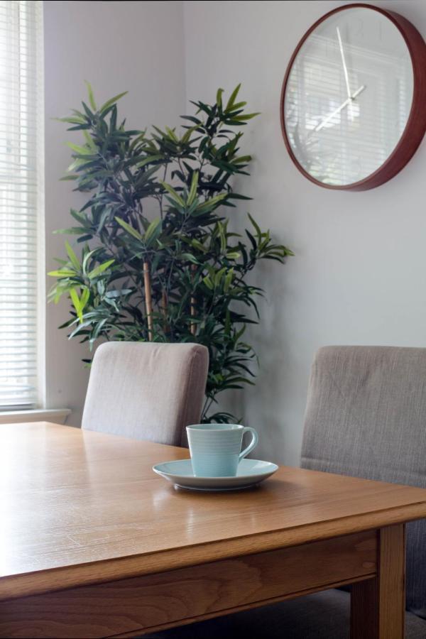 אדינבורו Modern Grassmarket Apartment מראה חיצוני תמונה