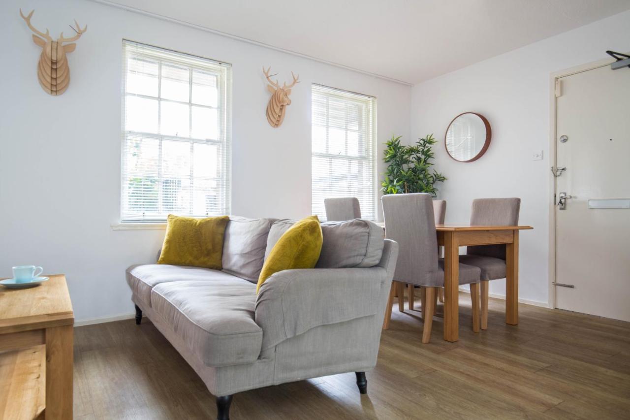 אדינבורו Modern Grassmarket Apartment מראה חיצוני תמונה